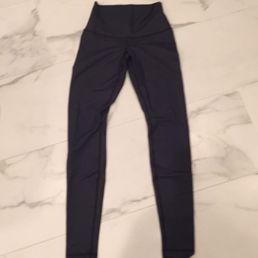 Lululemon high waisted leggings. Size 4